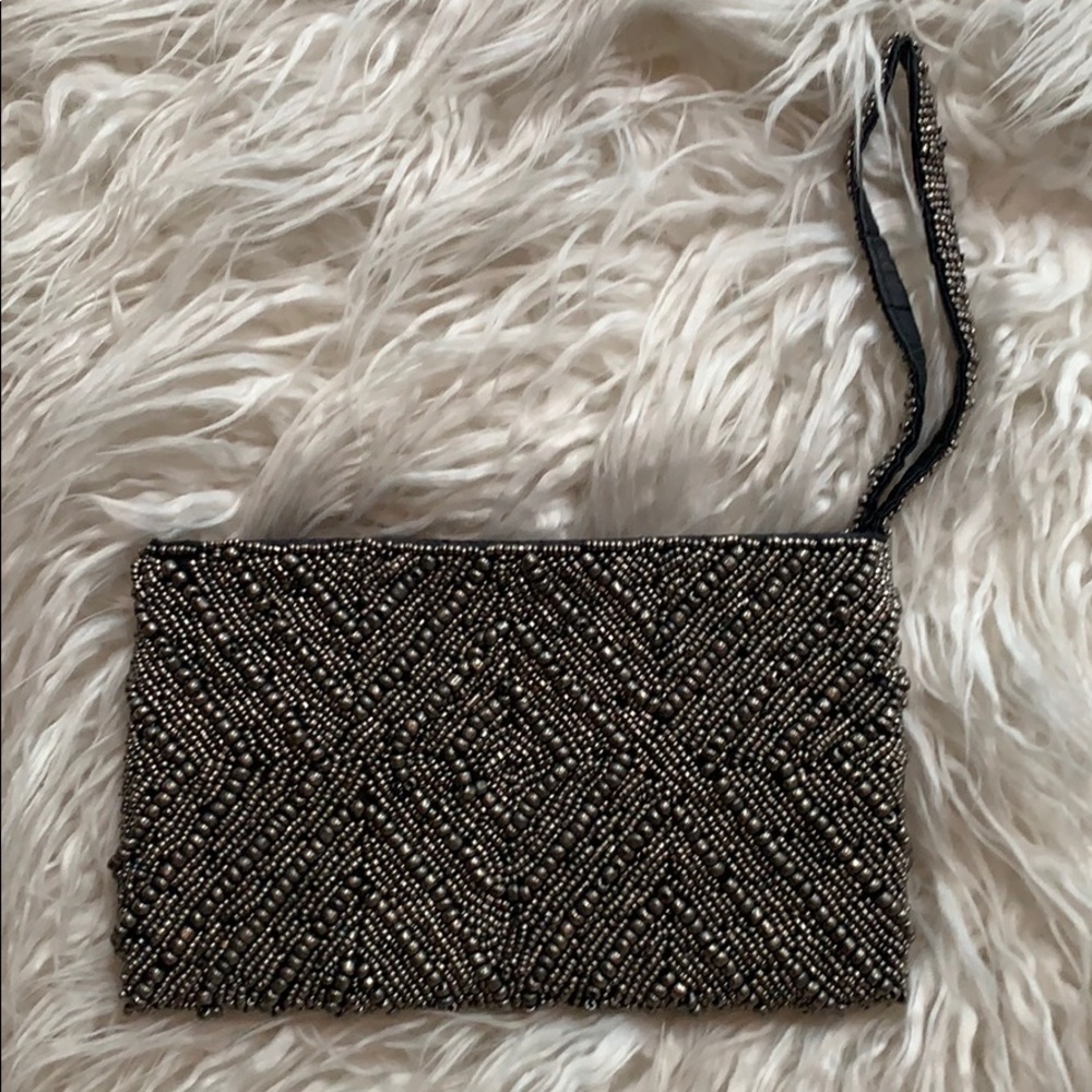 Beaded wristlet clutch! Beautiful